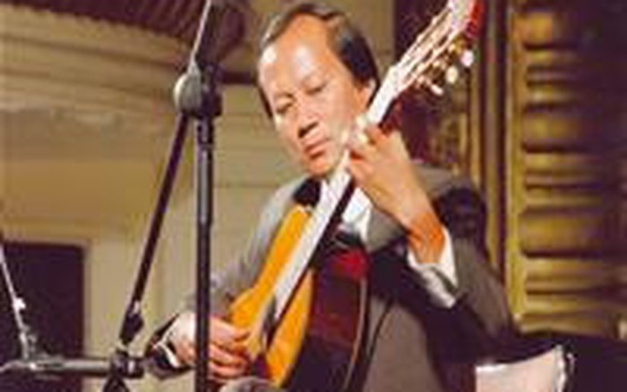 Nguyễn Văn Dị - Cây hài, nhà guitar lạ