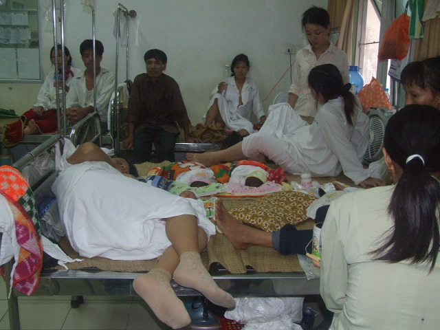 Viên sỏi 11 mm và những điều sau bức tường bệnh viên (Kỳ 2)