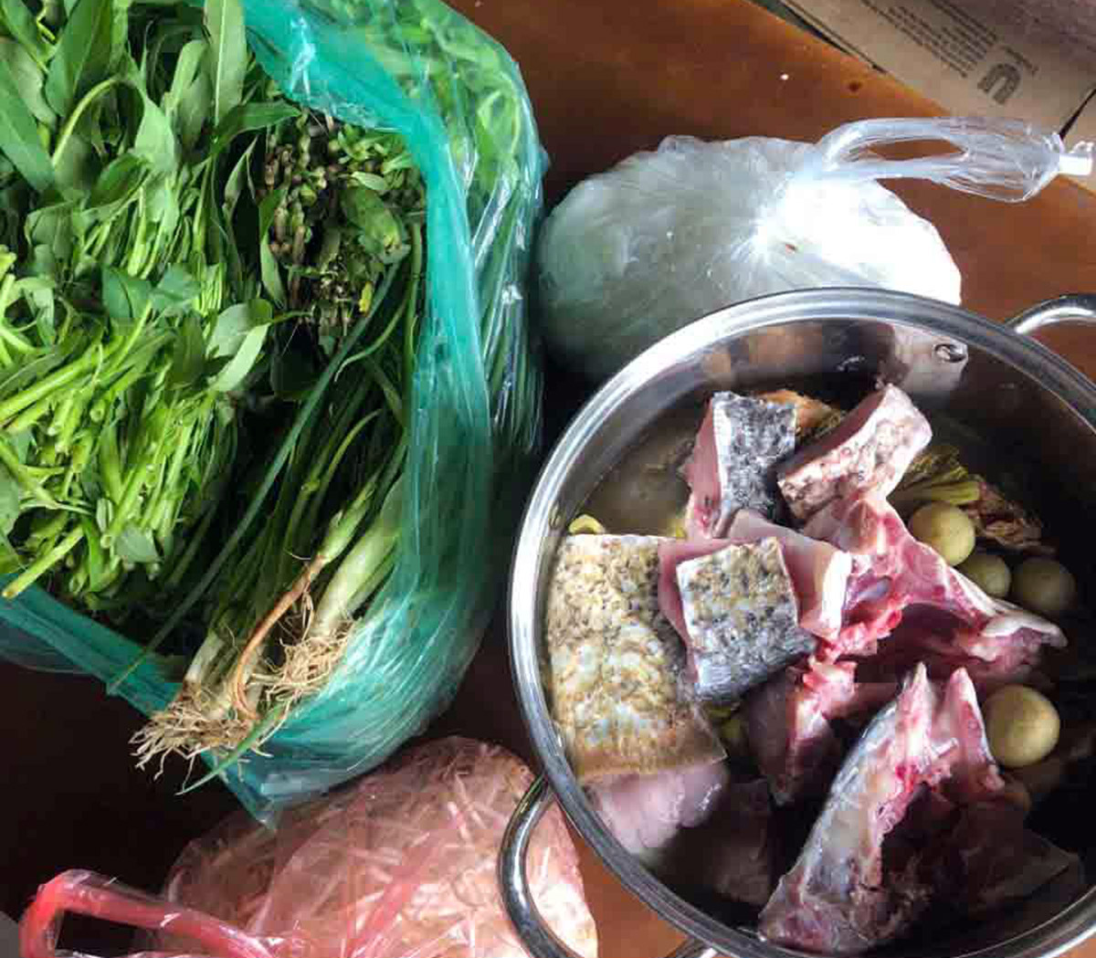 Nói dối rõ như nhật nguyệt vẫn tin